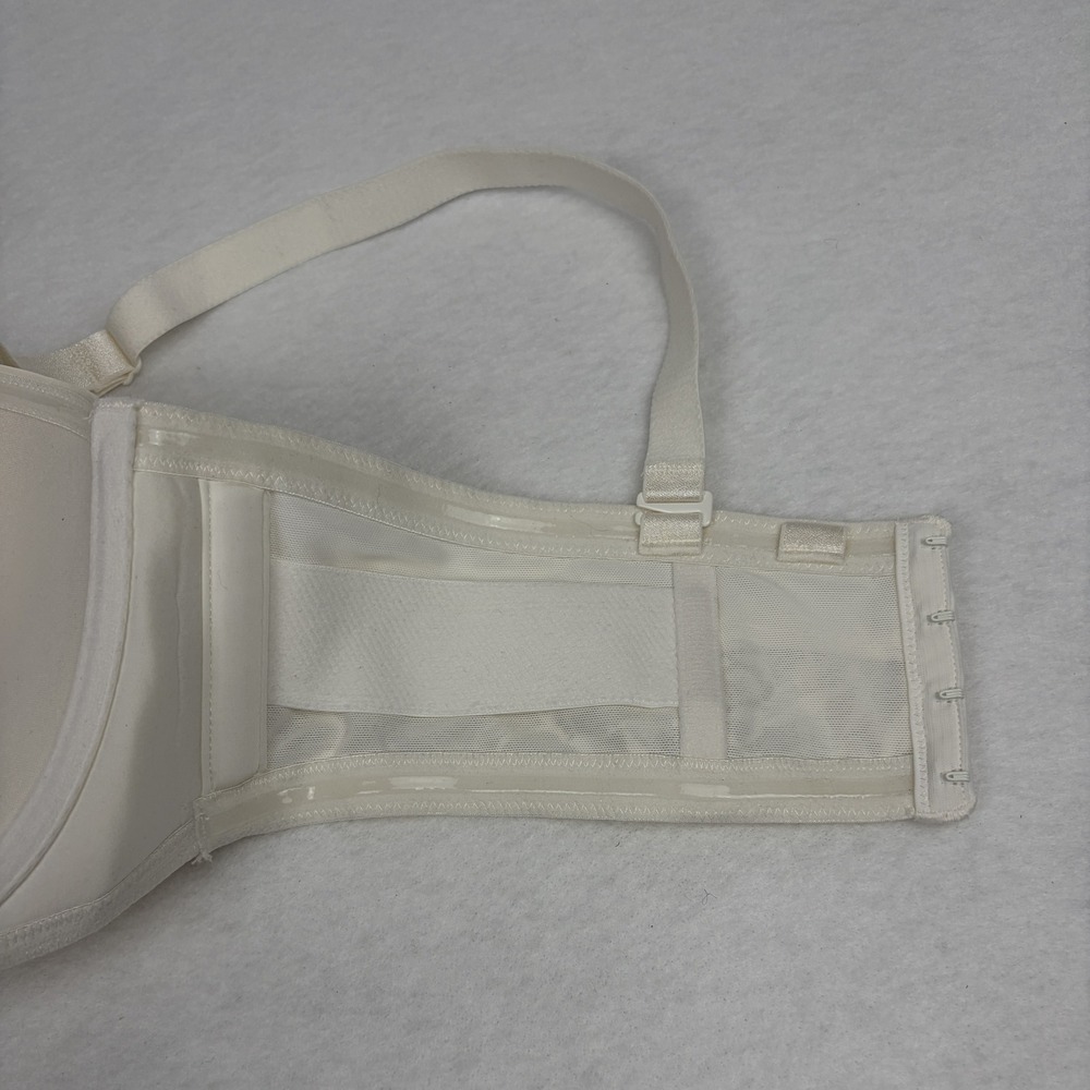 Torrid Curve Push-Up Strapless Bra 40DDD Cloud Dancer Ivory Lace Trim NWT - Picture 5 of 9